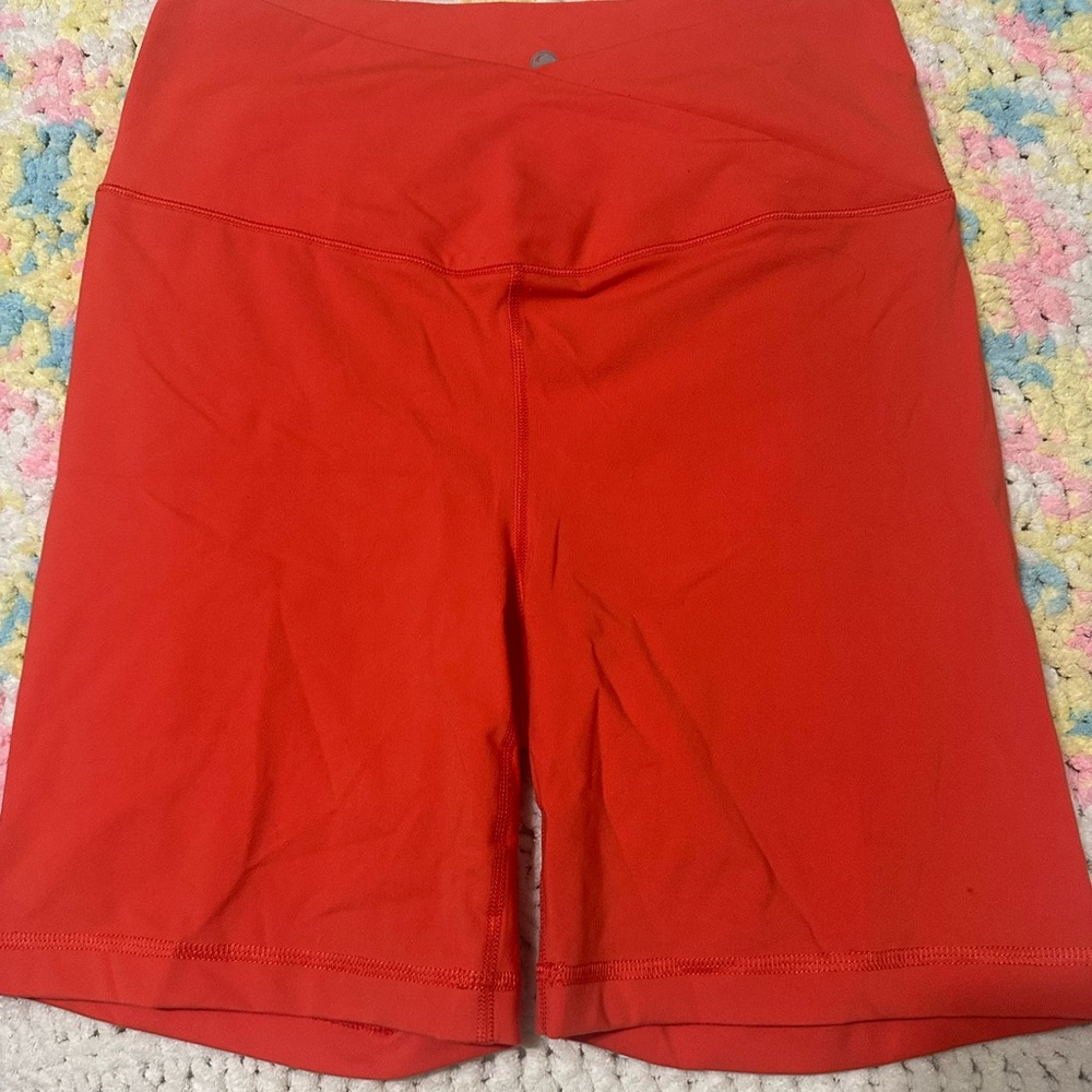 biker shorts!! L🧡